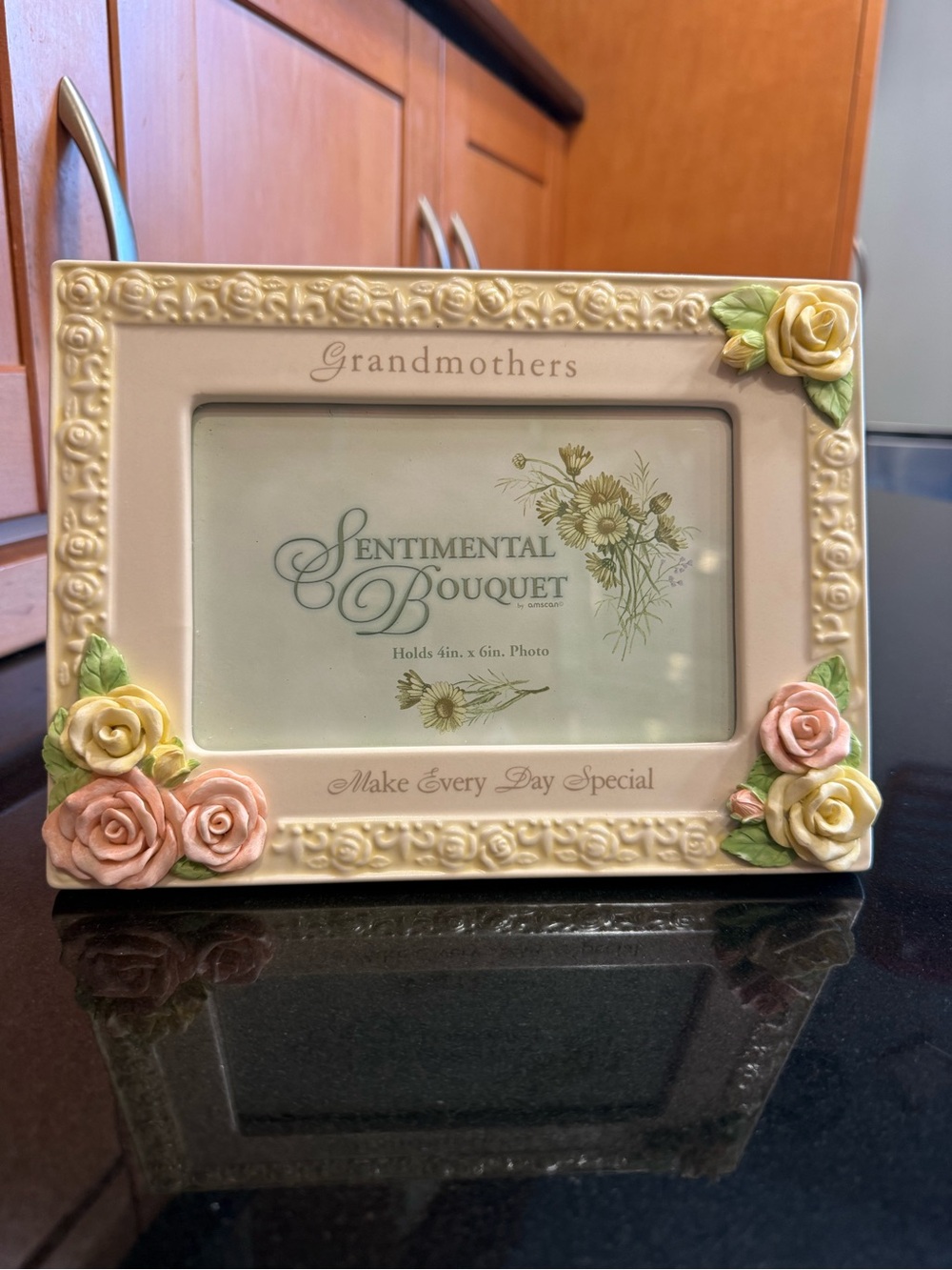 Grandmothers Sentimental Bouquet Pink & Cream Floral Photo Frame